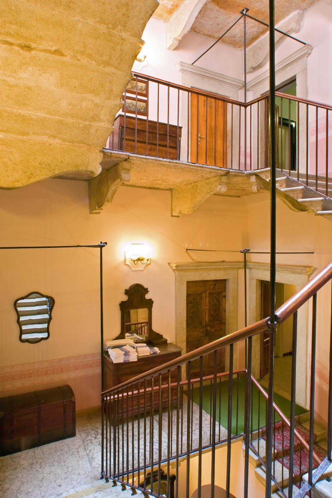 Albergo Bellavista Limone sul Garda Ngoại thất bức ảnh
